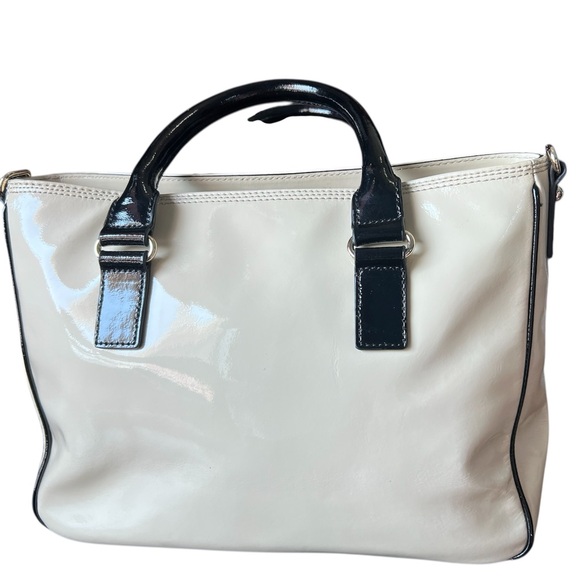 Kate Spade - Goldie Primrose Hill Patent Doe/Black - Picture 3 of 6